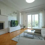 Rs Two Bedroom Apartamento