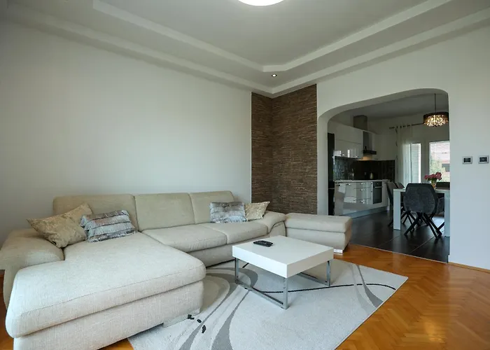 Διαμέρισμα Rs Two Bedroom Sukošan