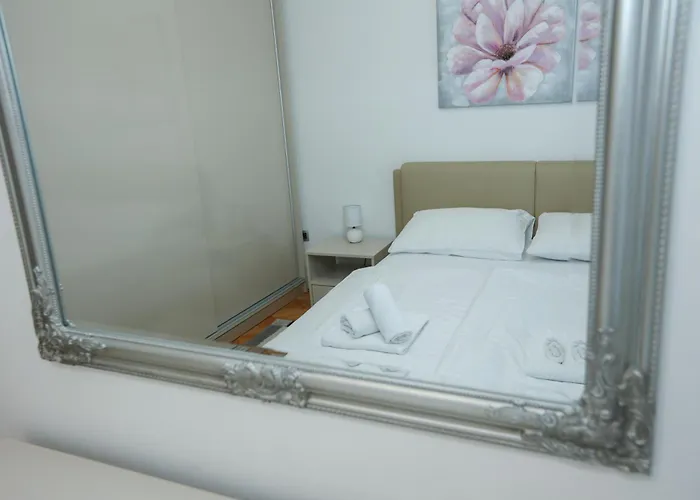 Διαμέρισμα Rs Two Bedroom *