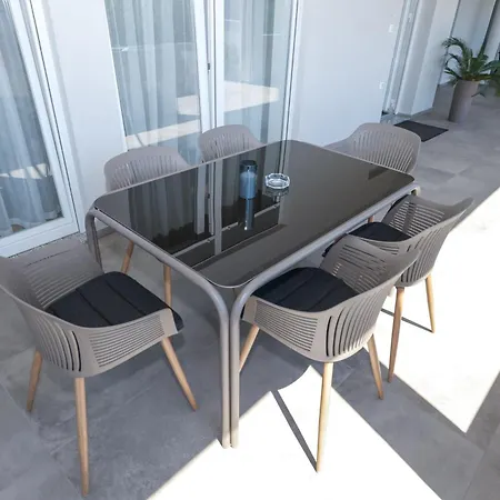 Rs In Apartament *