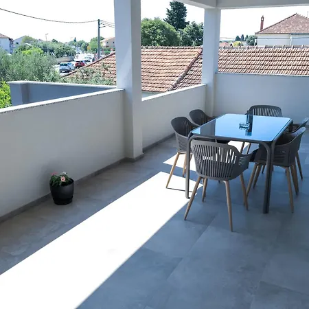 Rs In Apartament *