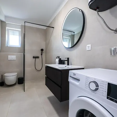 Rs In Apartament