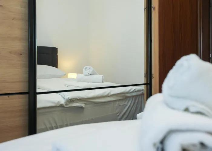 Rs Two Bedroom דירה Sukošan